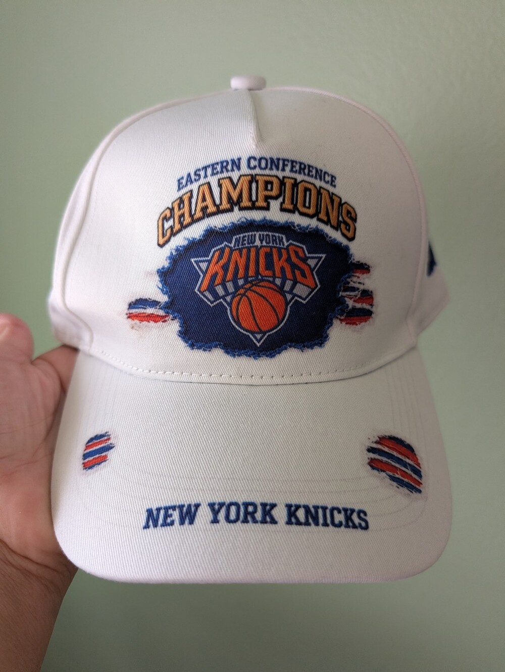 knicks NBA White Eastern Conference Champions Cap